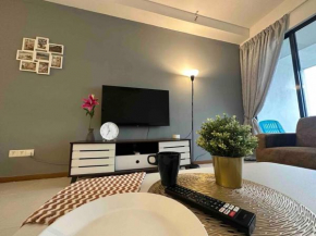 LM HomeyB 3BR Coastline Family Suite for 4-14 Pax with Nexflix & Coway Water Purifier